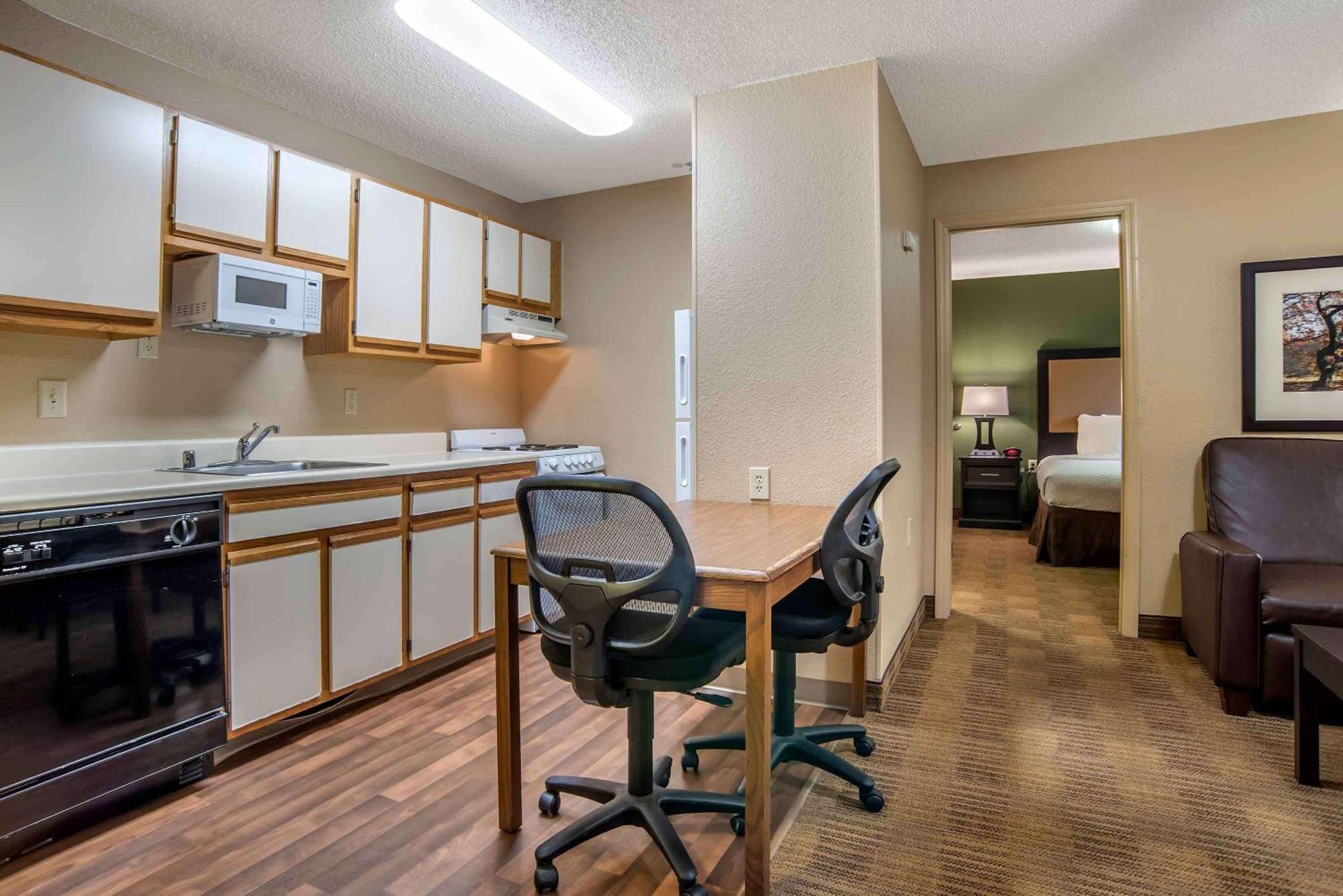Extended Stay America Suites - Arlington - Six Flags Exteriör bild