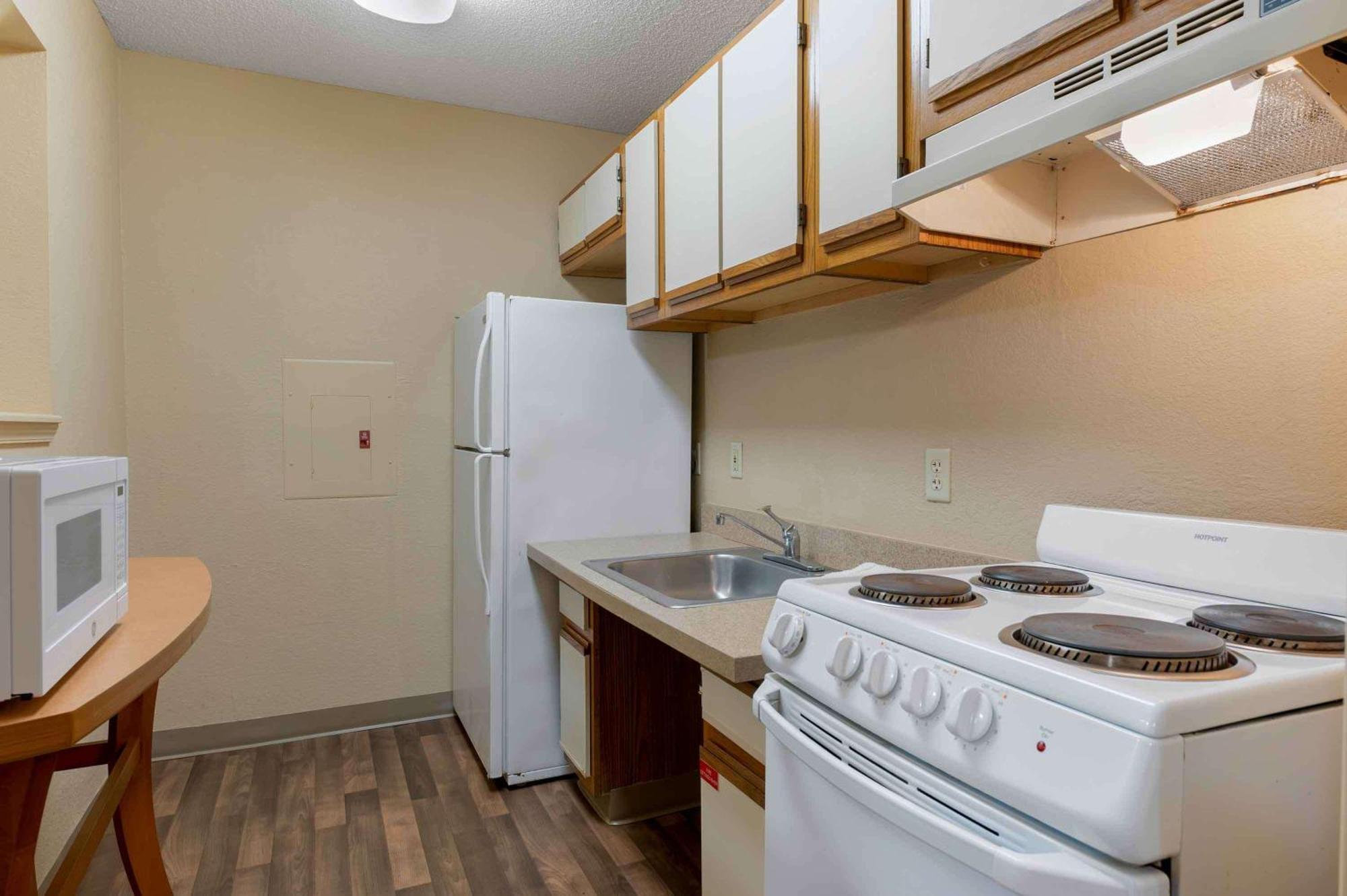 Extended Stay America Suites - Arlington - Six Flags Exteriör bild
